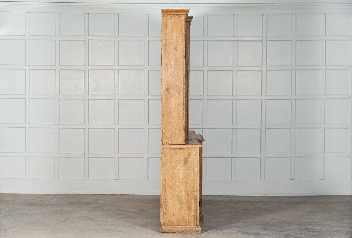 Large 19thc English Pine Breakfront Bookcase photo 6750.0