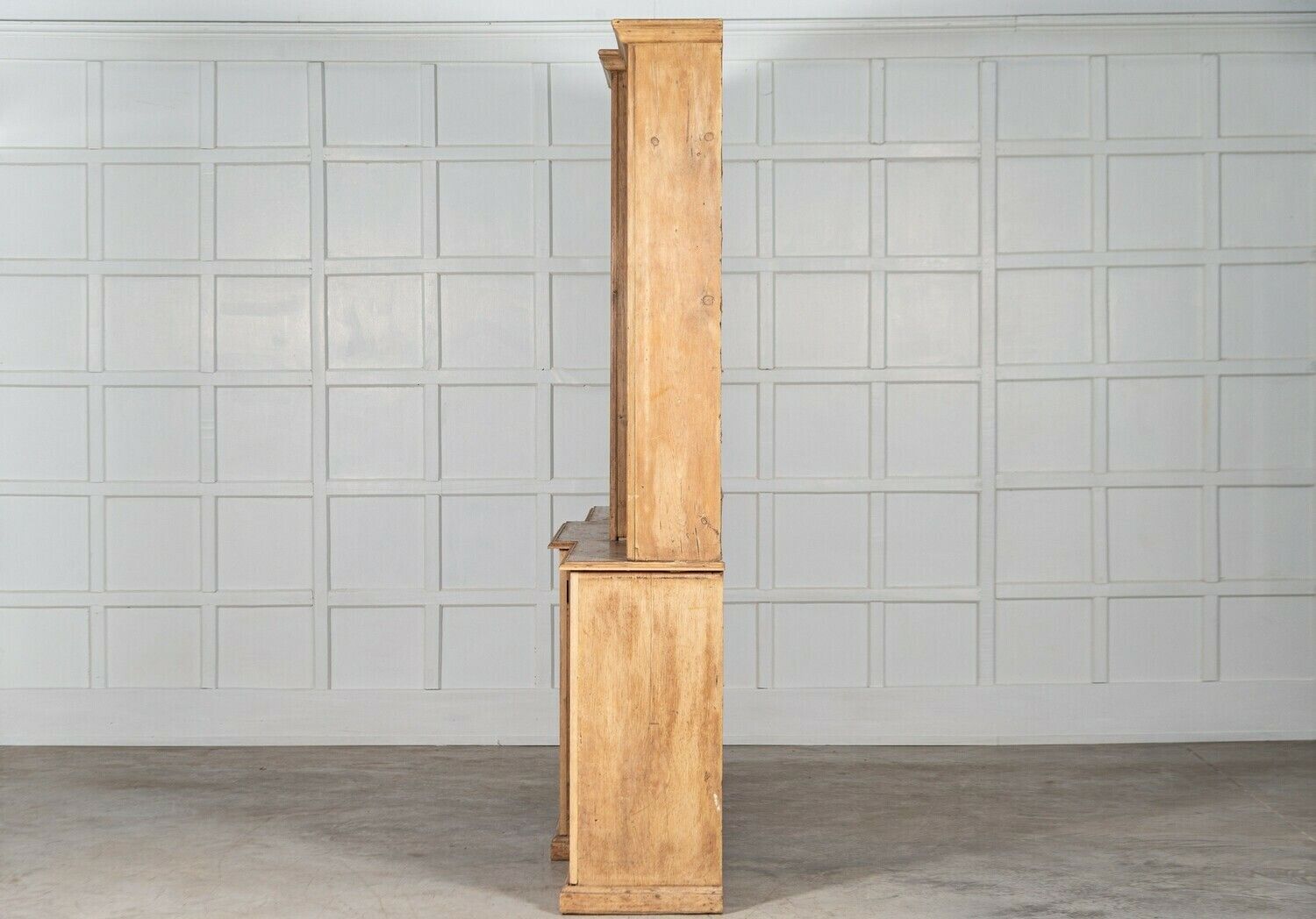 Large 19thc English Pine Breakfront Bookcase photo vinterior
