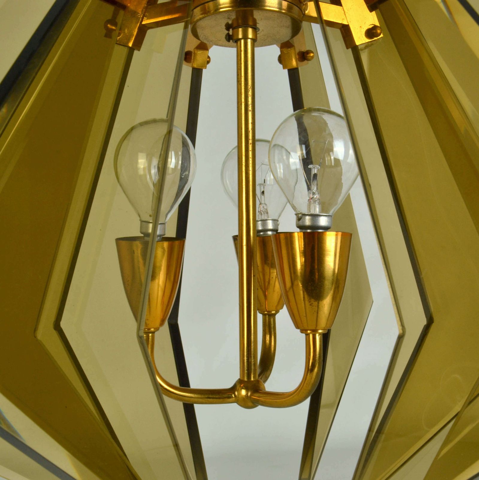 photo for sale Chandelier In Tinted Glass And Gilded Brass By Gino Paroldo, 1950's