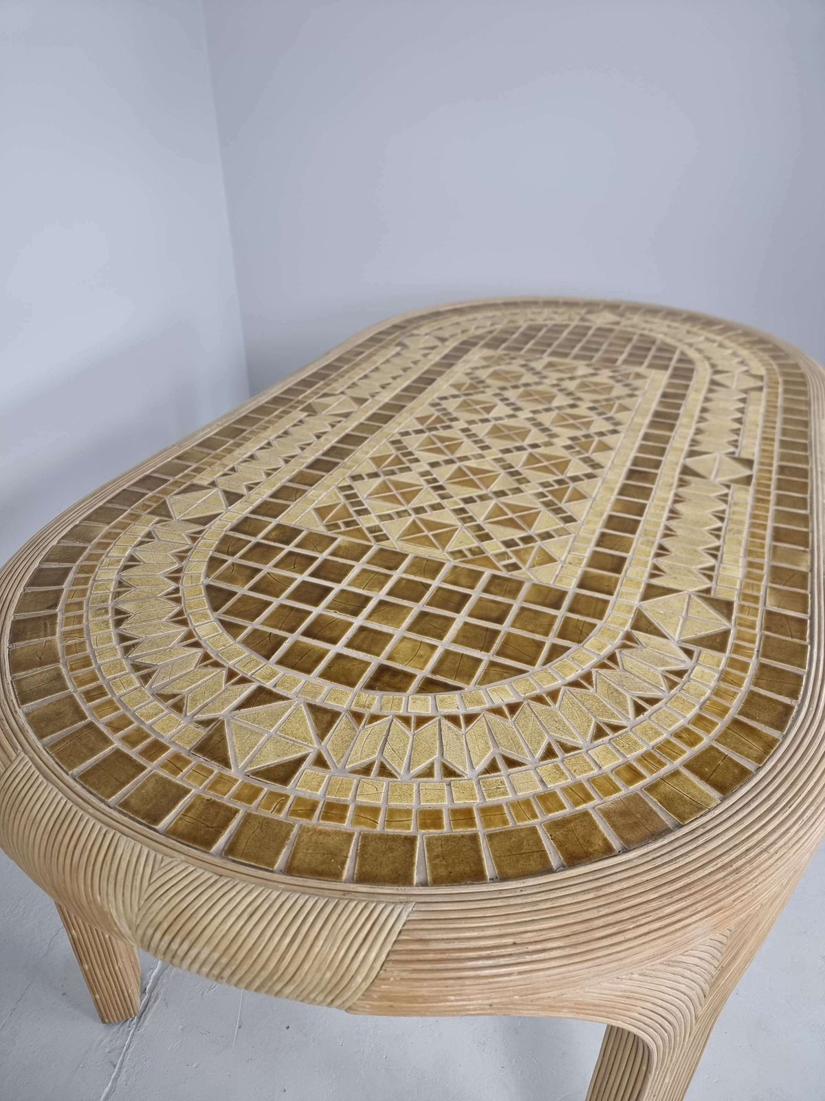 Rotan Riet Eettafel Met Keramische Inleg, Jaren 1980 photo buy