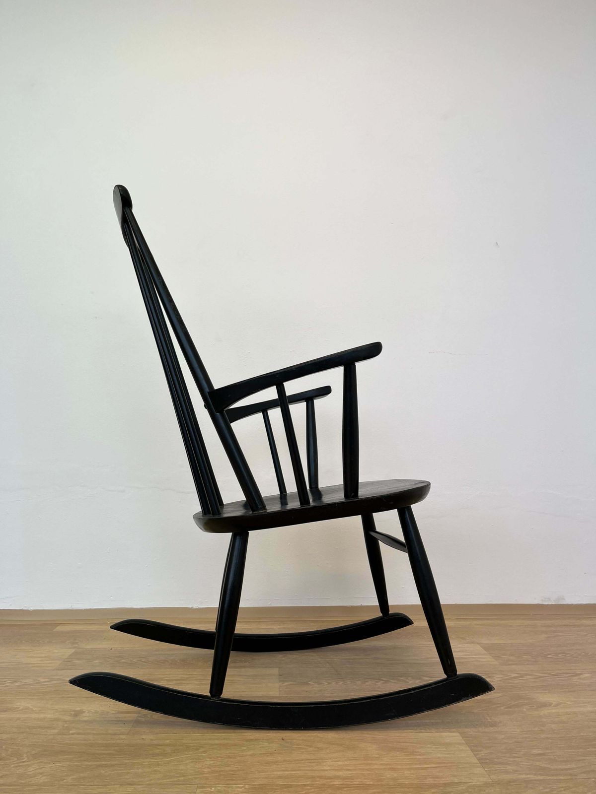 Mid Century Rocking Chair Designed By Ilmari Tapiovaara, Finland, 1960s photo vinterior