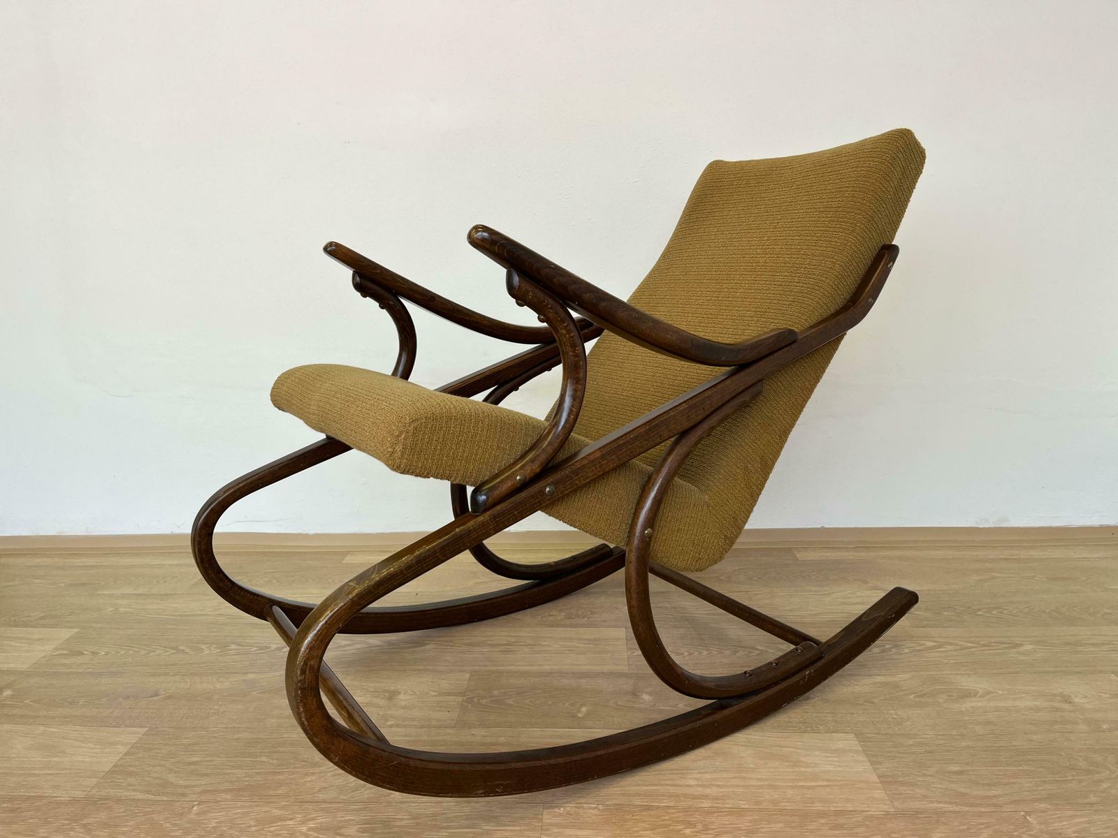 Midcentury Design Rocking Chair By Ton / Expo 1958 photo Furniture