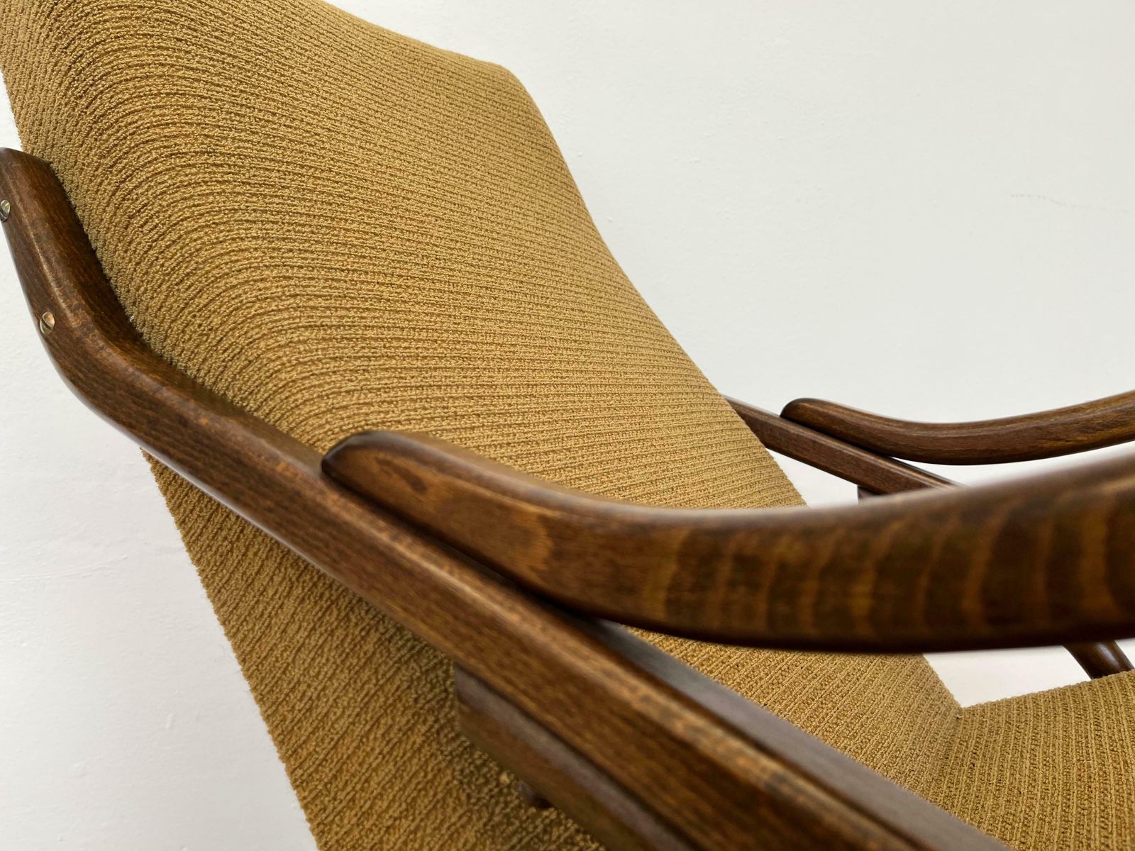 Midcentury Design Rocking Chair By Ton / Expo 1958 photo vinterior