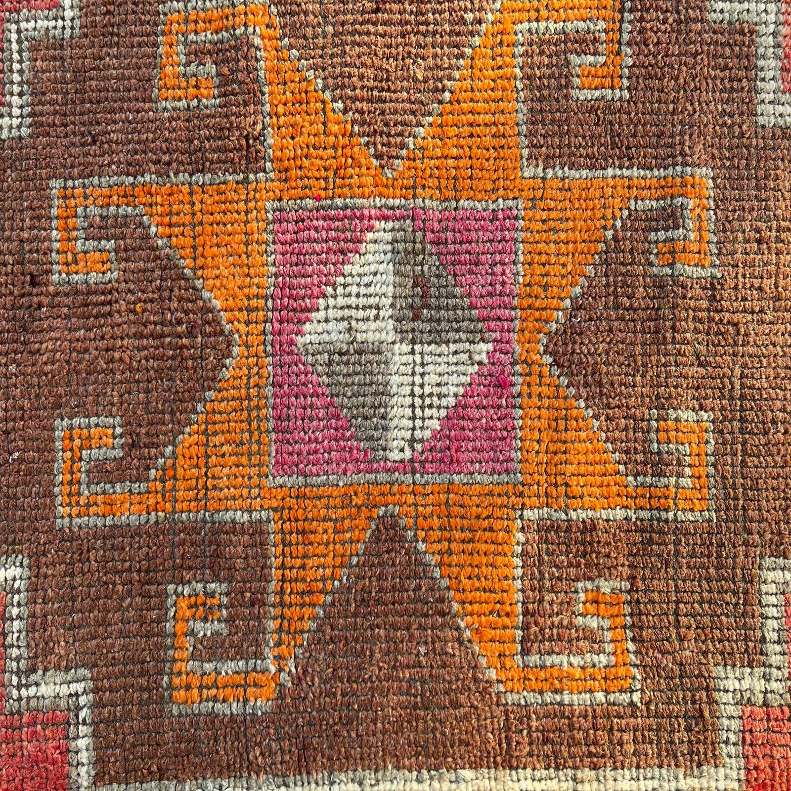 Traditional Vintage Kurdish Herki Rug , 100x100 Cm photo vintage