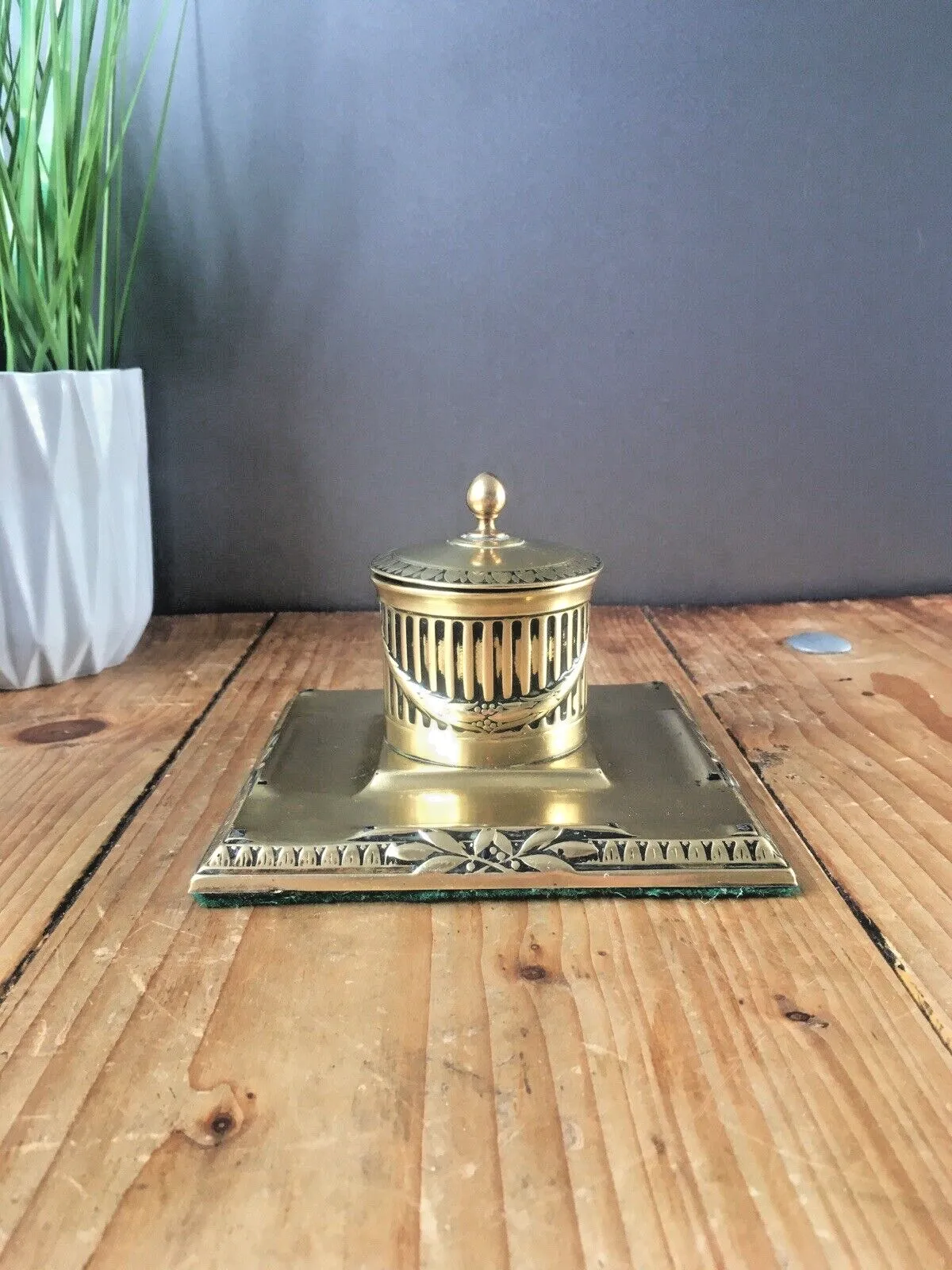 115.0 Quality Antique Edwardian Regency Swag Brass Inkwell Office Desk Accessory Prop photo