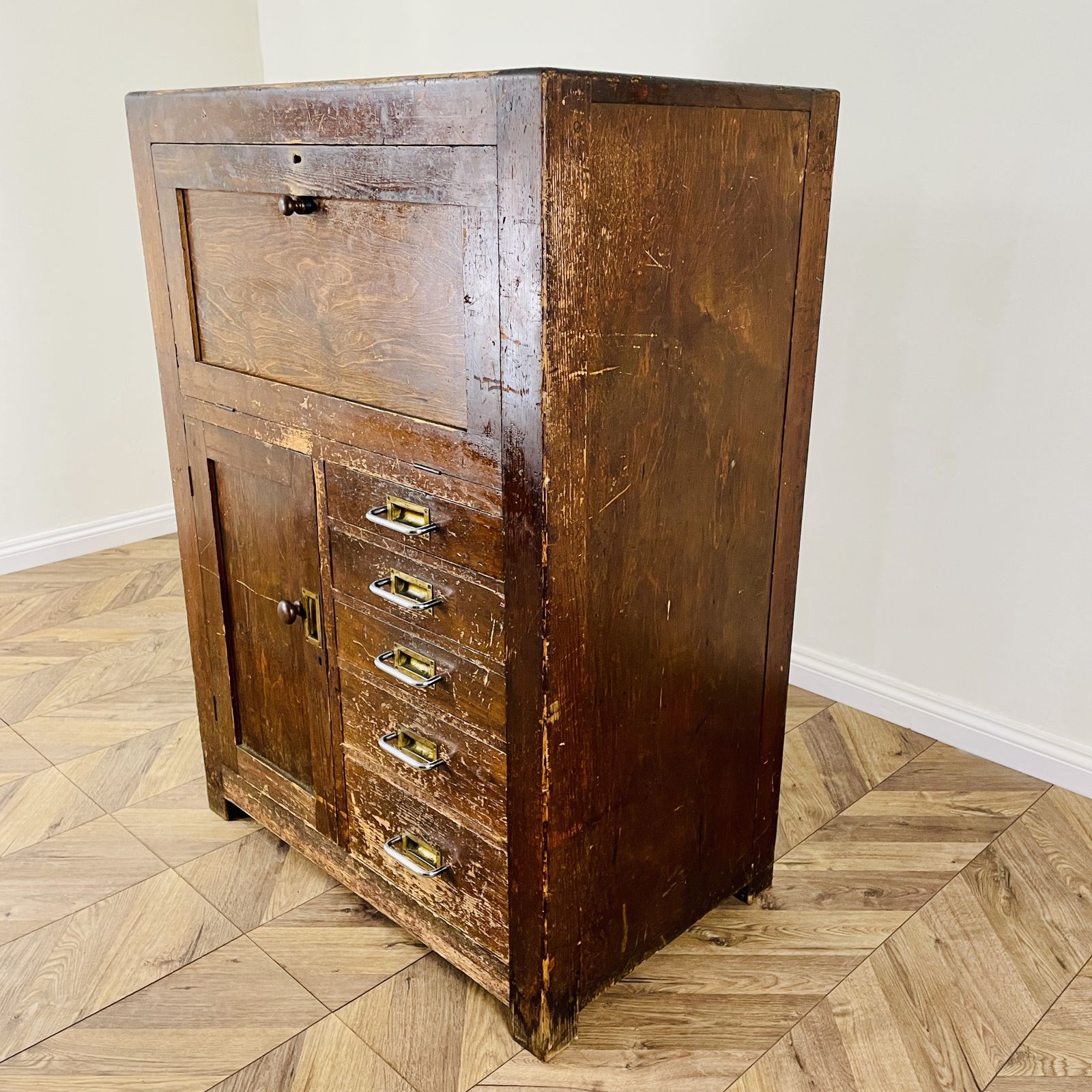 photo vintage Large Industrial Workshop Cabinet With Brass Handles + Glass Top, 1920s