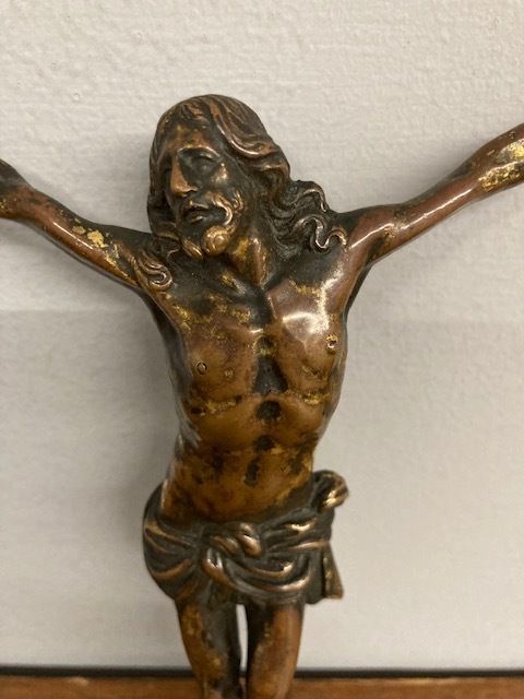 Ancient Christ Sculpture In Bronze From The 17th Century photo furniture