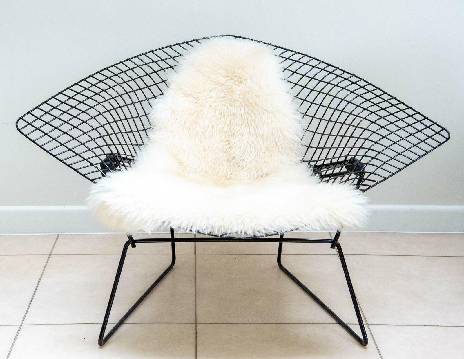 photo for sale Large Diamond Chair By Harry Bertoia For Knoll International, 1950s