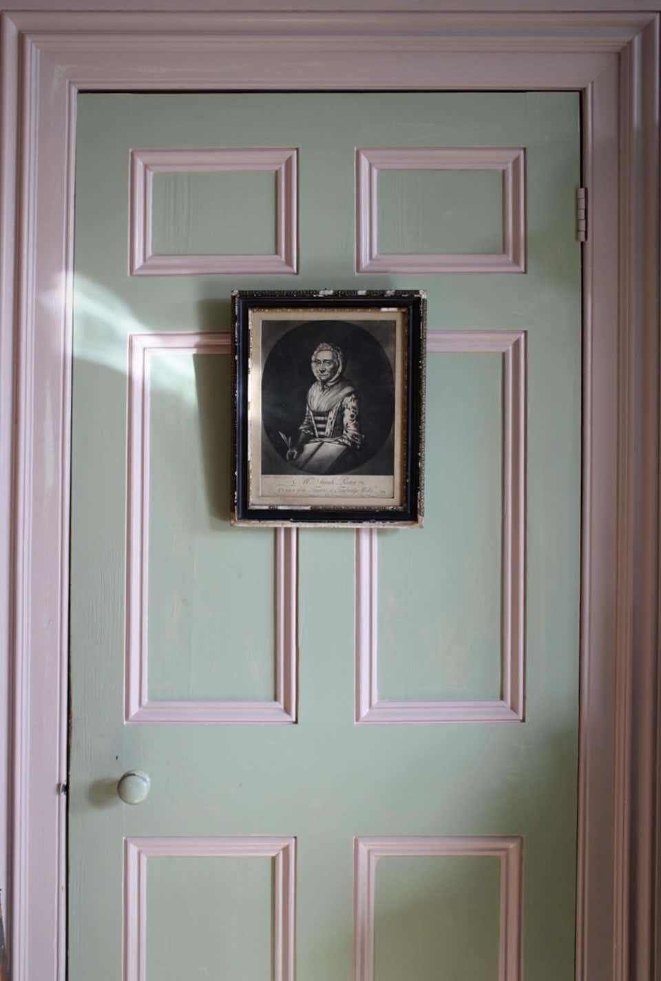 photo furniture Circa 1770 Sarah Porter, "Queen Of The Touters At Tunbridge Wells" Engraving