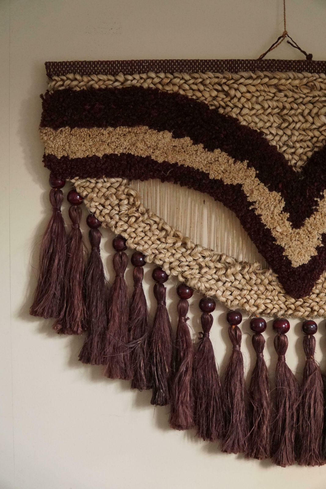 photo furniture Handmade Bohemian Vintage Rug In Jute, Made In India, Late 20th Century