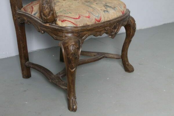 Ancient Genoa Armchair Louis XIV End Of 600. Italy Solid Walnut. photo for sale