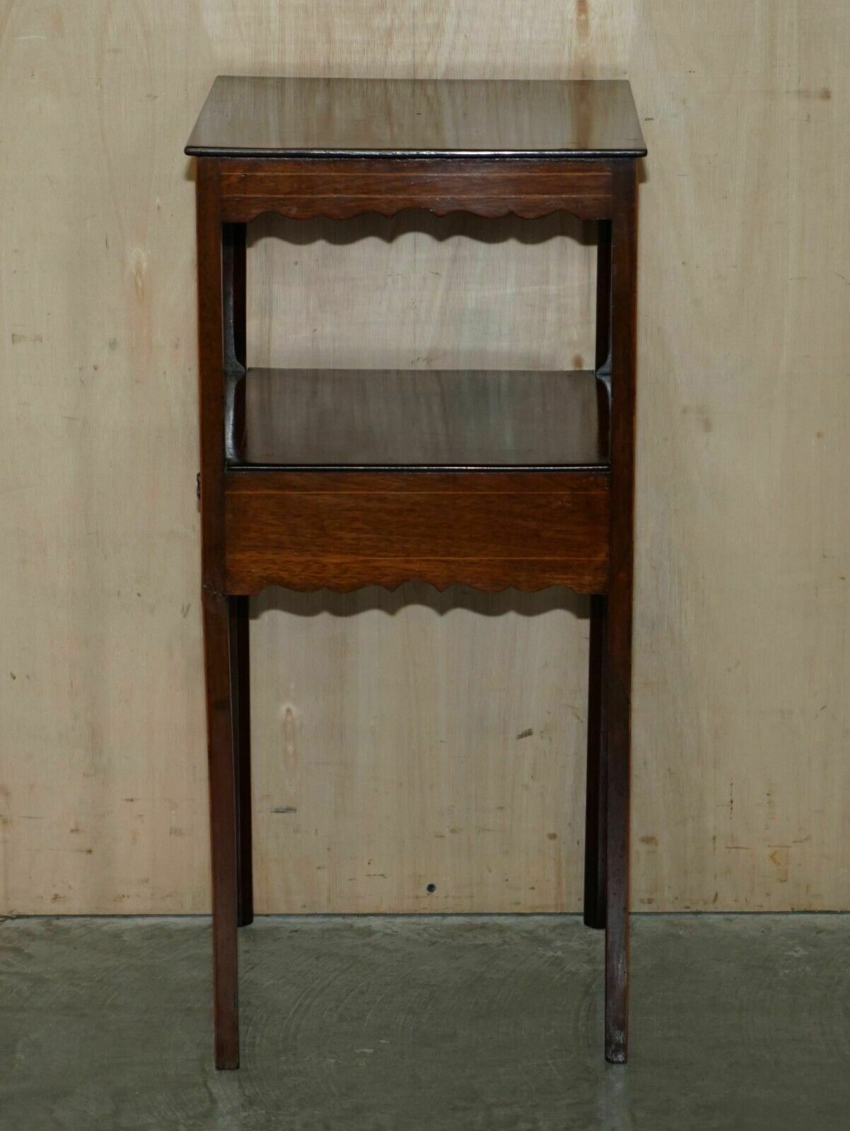 photo vintage Antique Victorian Mahogany Single Drawer Tall Lamp Twin Top Table Plants Etc