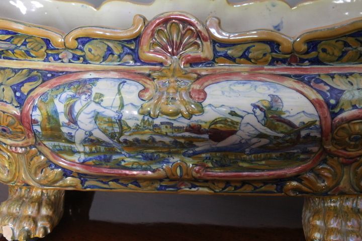 photo vintage Antique Centerpiece In Luster Ceramic Santarelli Gualdo Tadino 1920