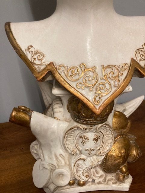 photo furniture Ancient Ceramic Sculpture Of Knight's Armor With Base From The Early 1900s