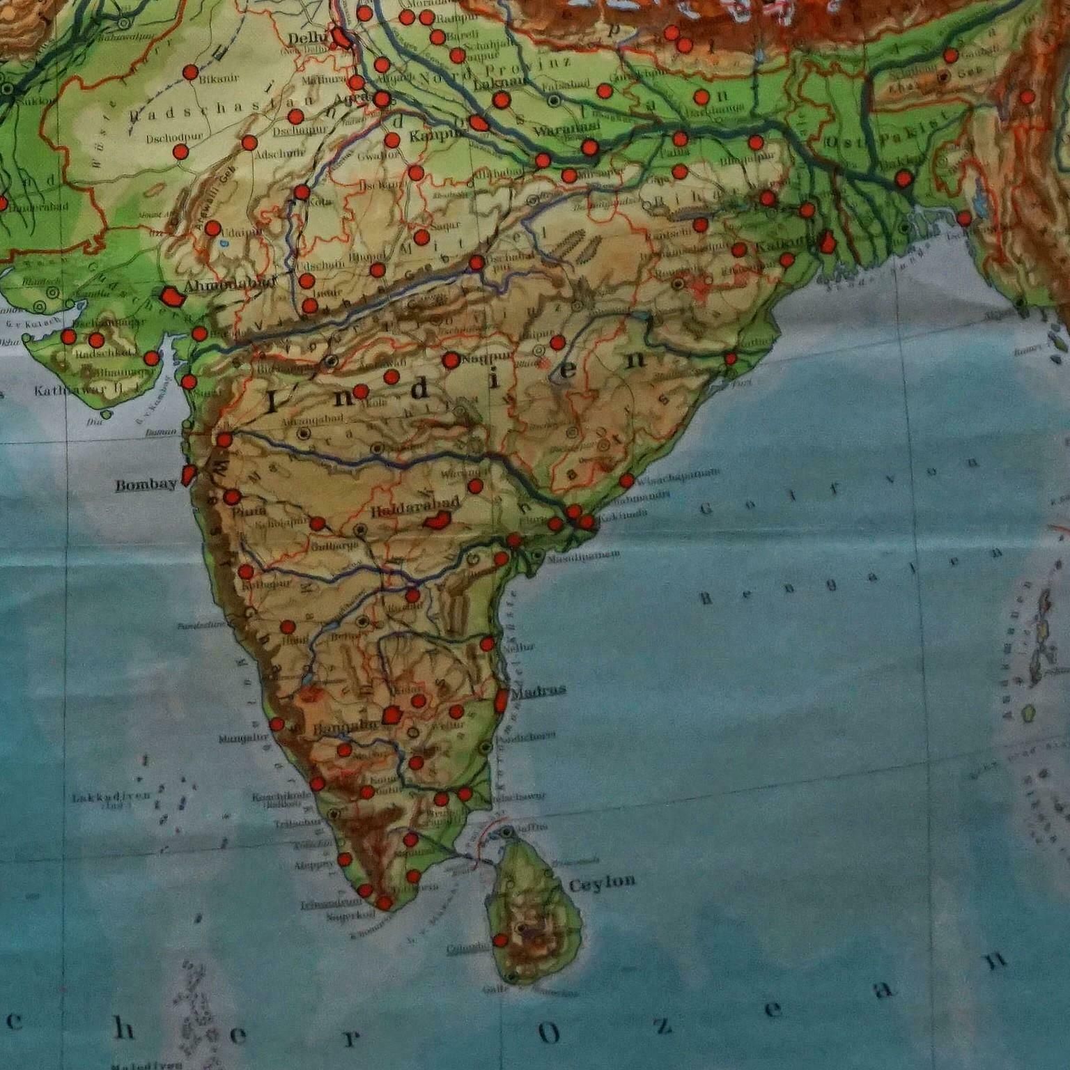 Middle East Saudia Arabia Israel India Map Rollable Mural Vintage Wall Chart photo vinterior