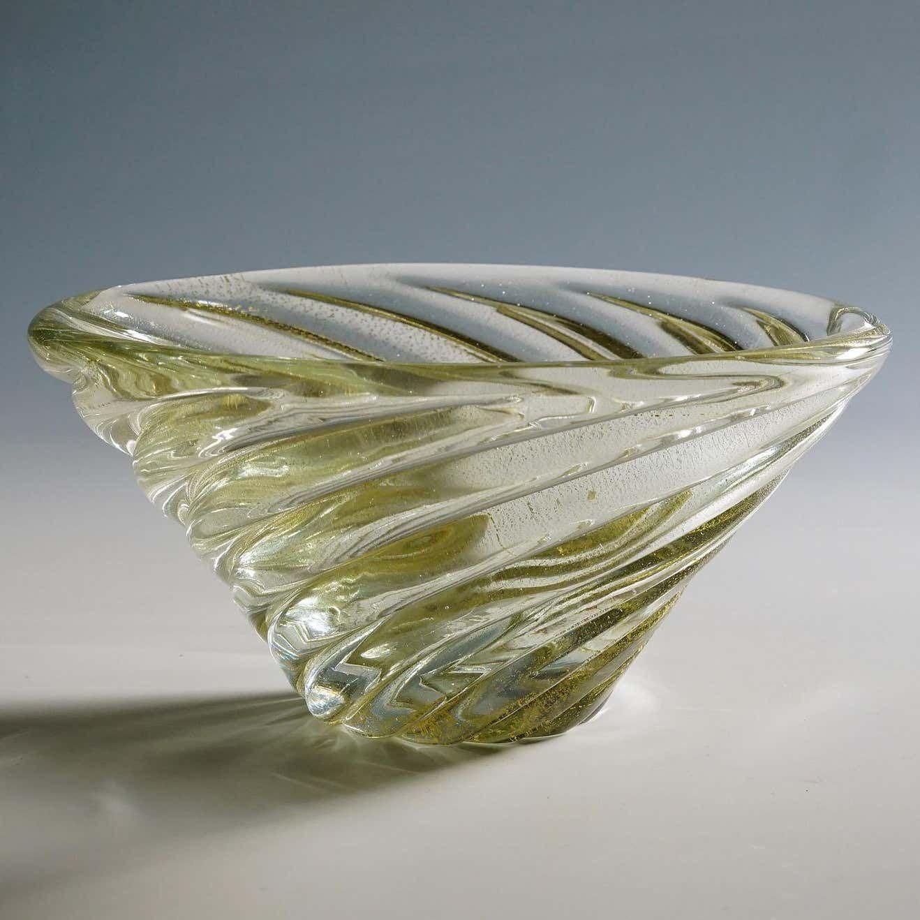 Venini Art Glass Bowl ''Diamante'' By Paolo Venini, Murano 1930s photo for sale