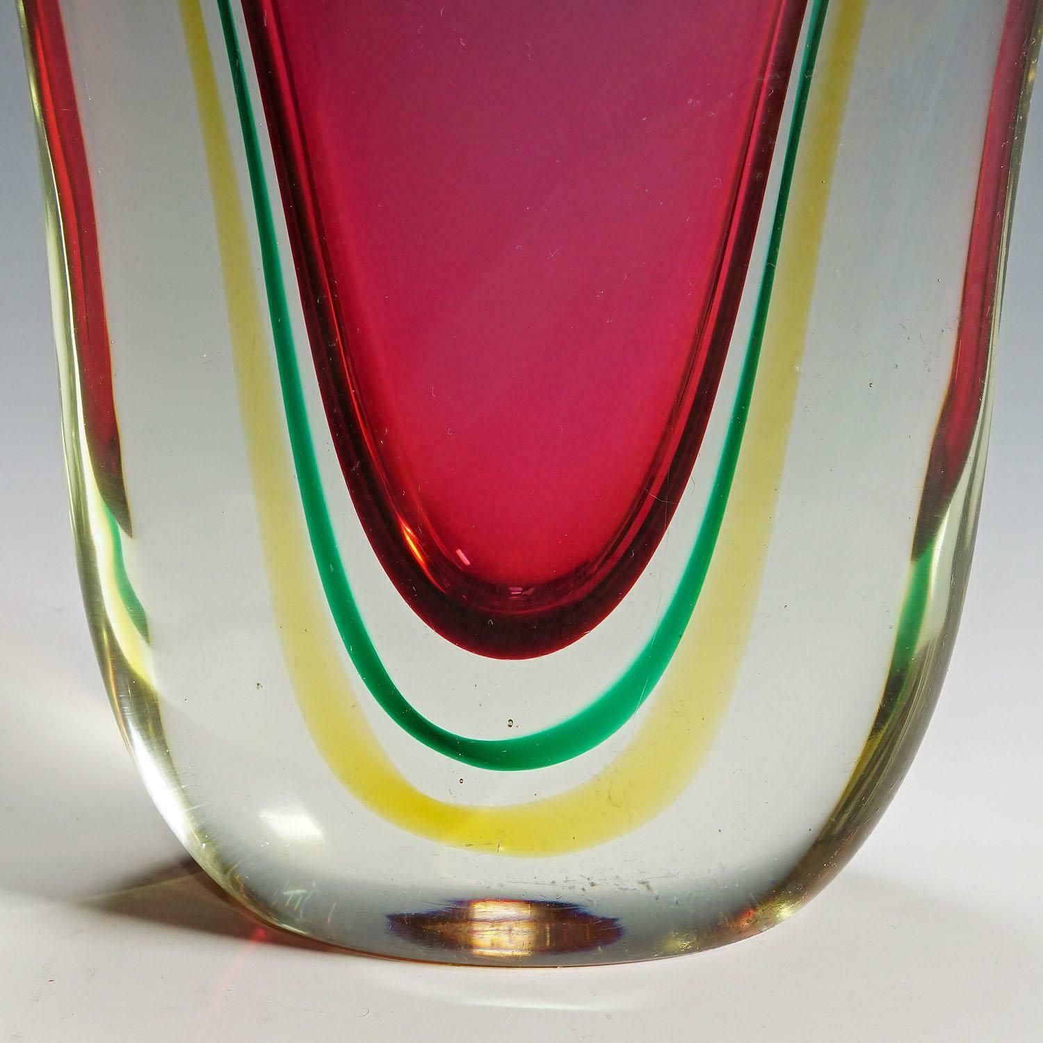 Midcentury Murano Sommerso Art Glass Vase By C.O.V.E.M 1960s photo vinterior