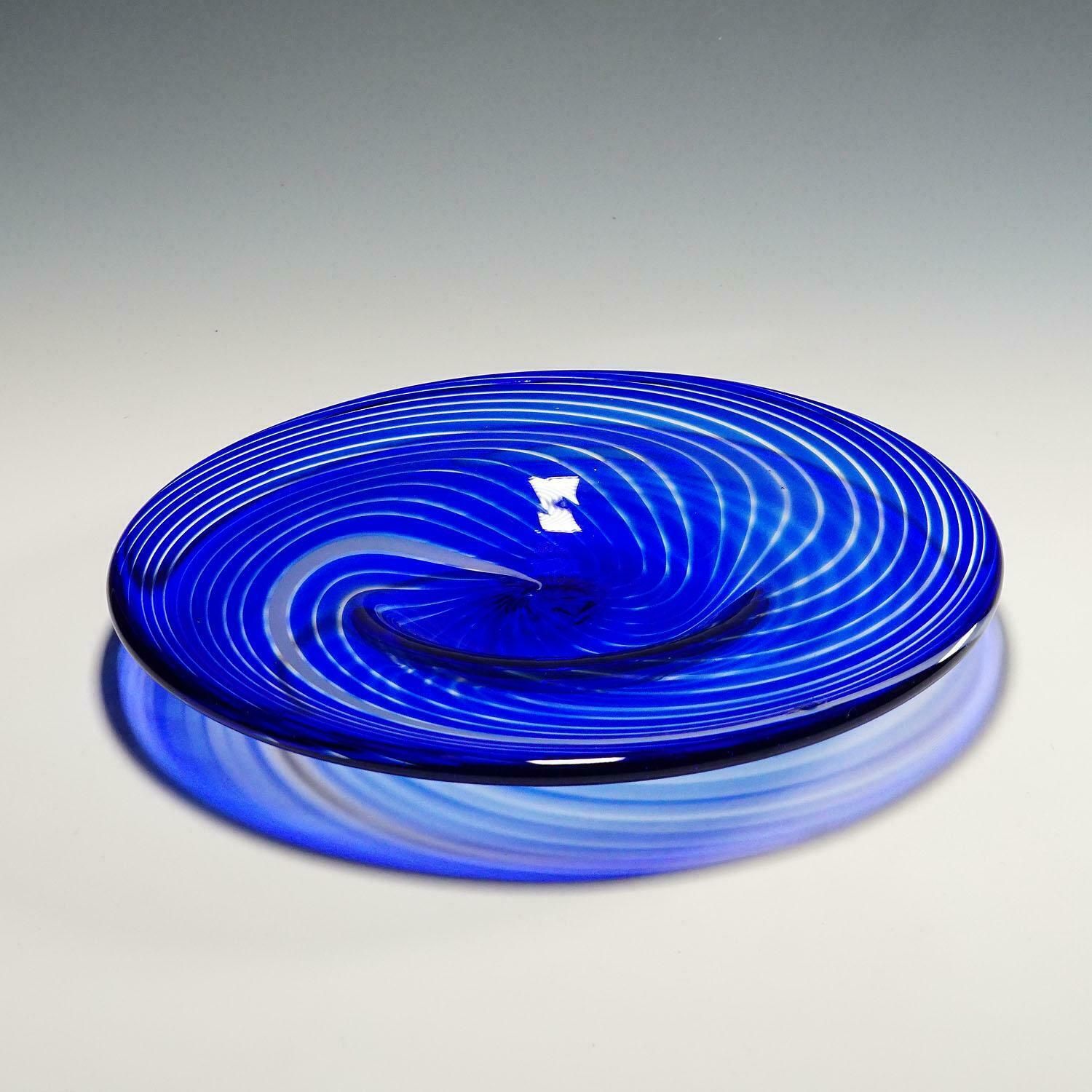 Large Filigree Glass Plate By Tarmo Maaronen For Bianco Blu, Fiscars Finnland photo 242.0