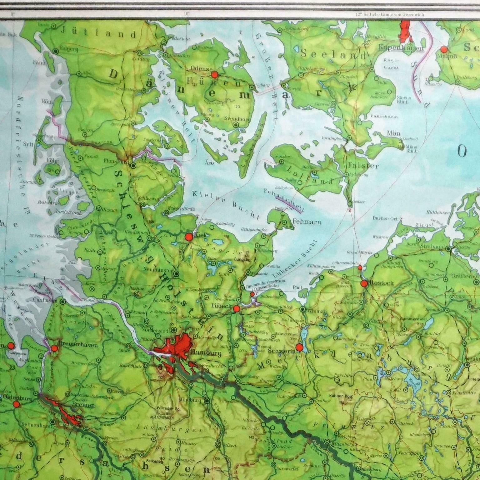 Vintage Rollable Map Northern Germany Poland Seaside Wallchart Baltic Sea photo furniture