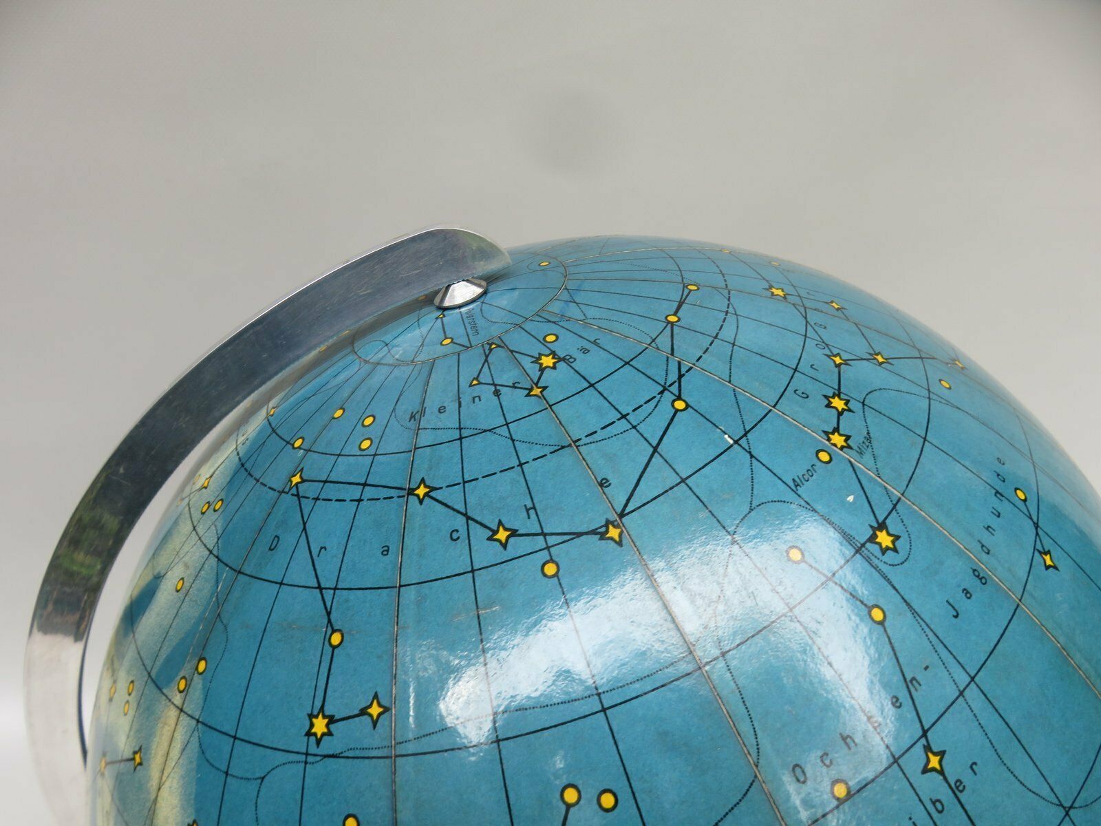 photo vinterior Extraordinary Globes Columbus Duo Earth Globe And Columbus Celestial Globe, 1950s, Set Of 2