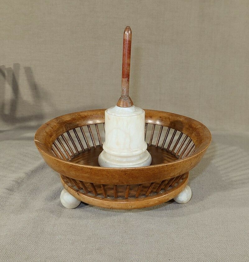 1689.2 Small Wool Dispenser In Wood And Alabaster, Early 19th Century photo