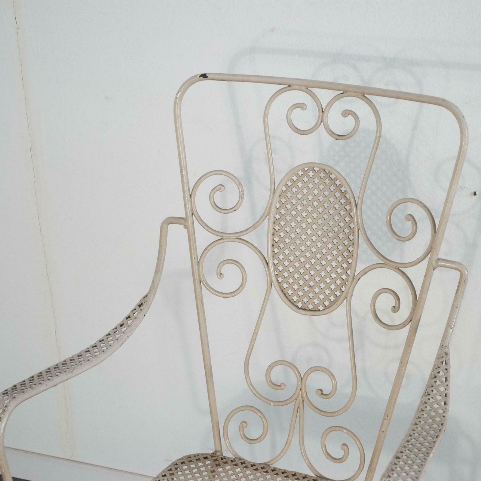photo furniture Casa E Giardino, Six White Painted Metal Chairs, 1942