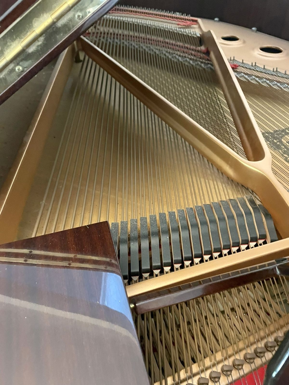 Yamaha Baby Grand Quality Mahogany Piano Model C2 photo furniture