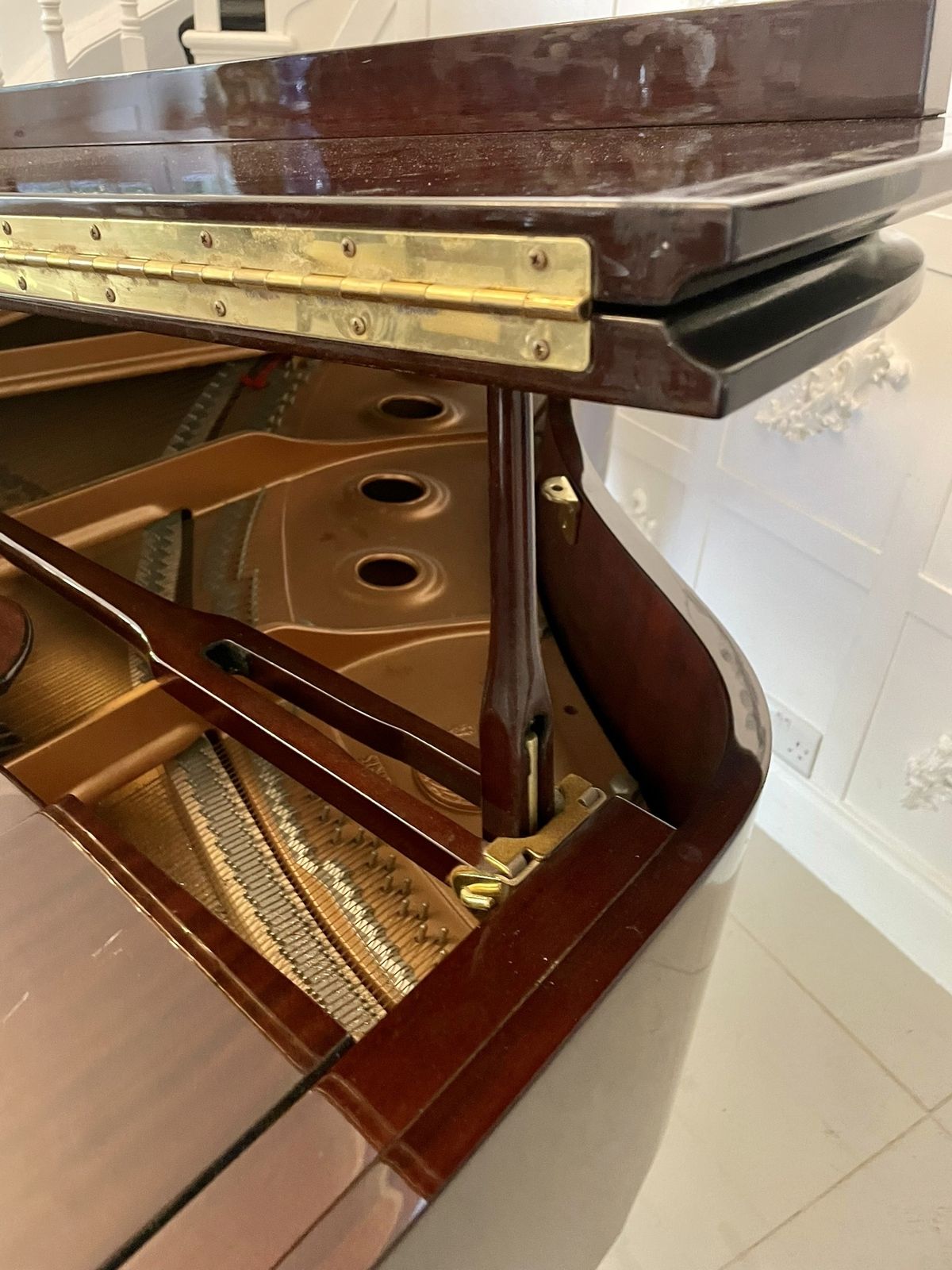 Yamaha Baby Grand Quality Mahogany Piano Model C2 photo buy