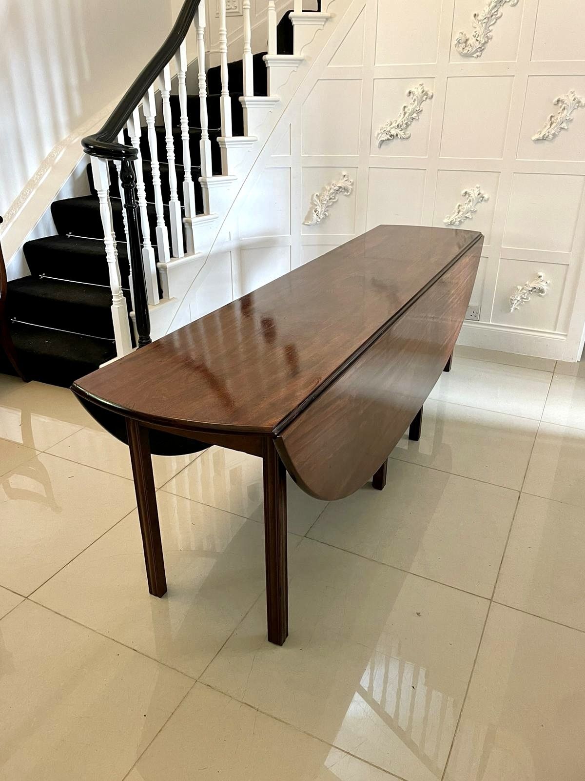 23500.0 Outstanding Quality Large Antique Irish Mahogany Dining Table H 72 X D 151 X W 235cm photo