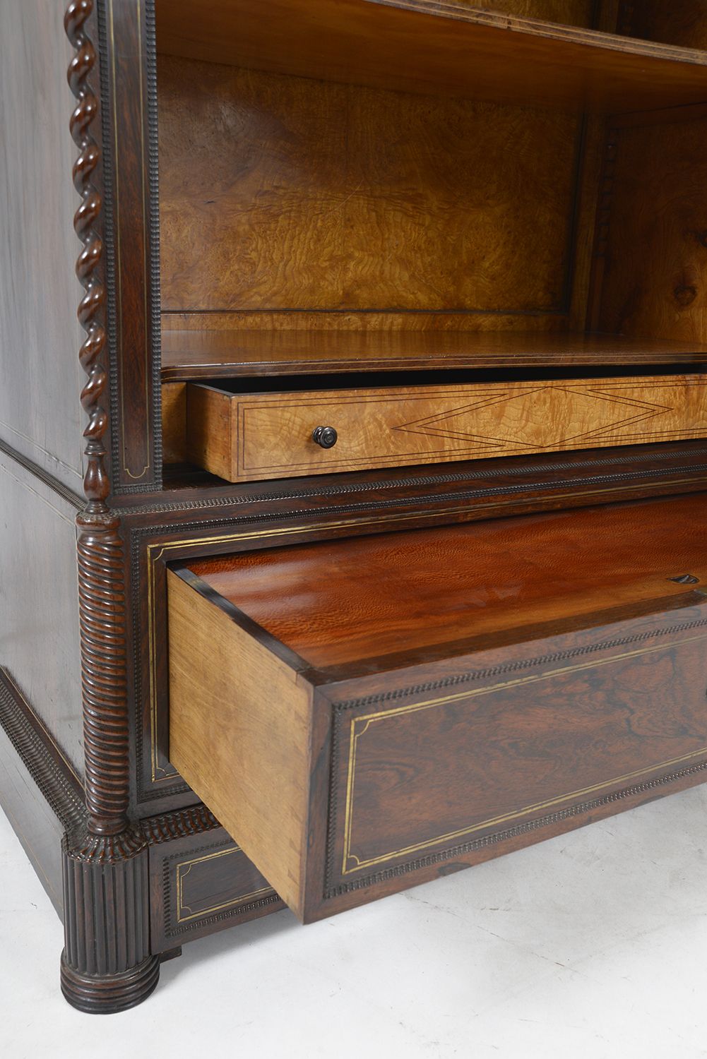 photo vintage 19th Century Louis XVI Style French Vitrine Display Cabinet Bookcase Rosewood Satin Birch Boxwood London Plane