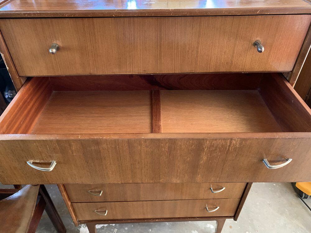 Mid Century Chest Of Drawers From Wiliam Lawrence Of Notingham, 1960s photo vintage