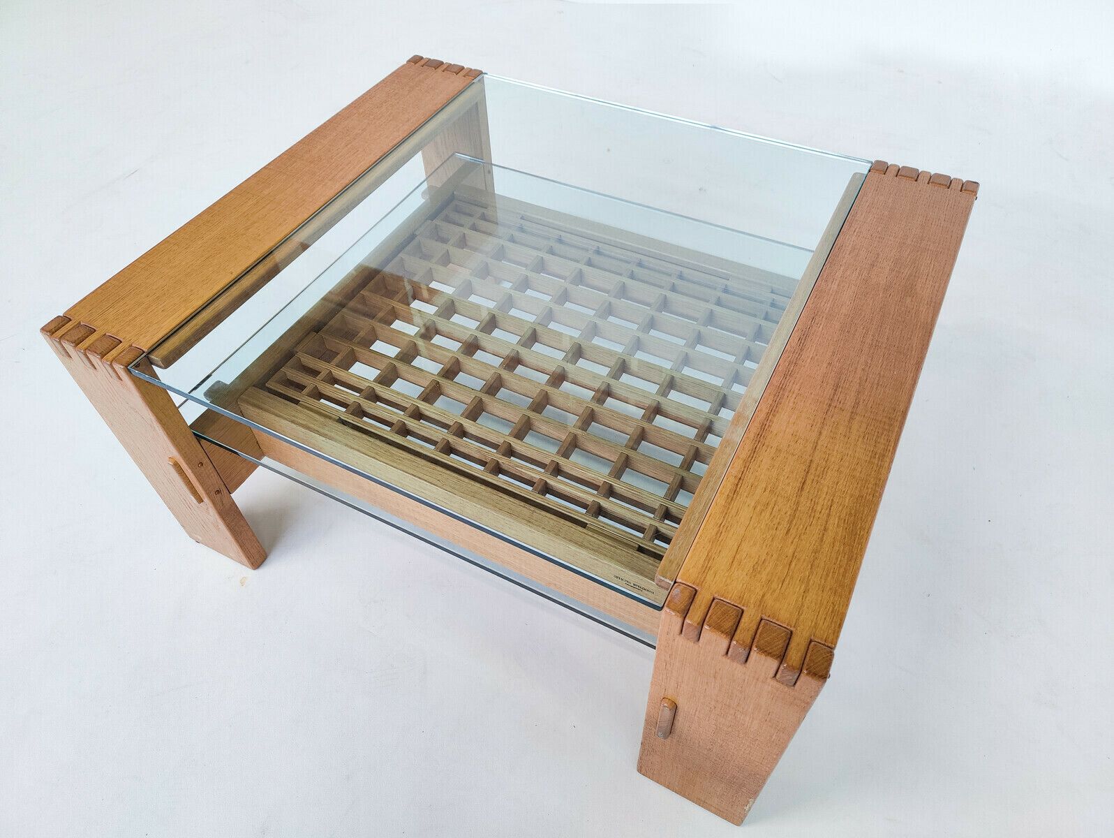 Mid Century Modern Coffee Table By Guiseppe Rivadossi photo 4290.0