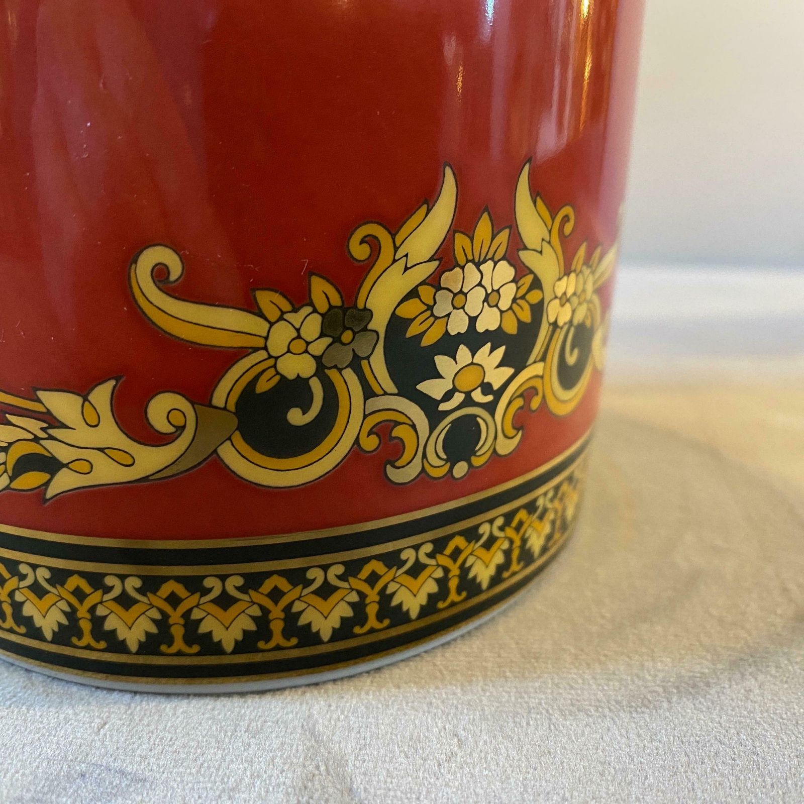 1990s, Iconic Porcelain Medusa Vase Designed By Gianni Versace For Rosenthal photo buy