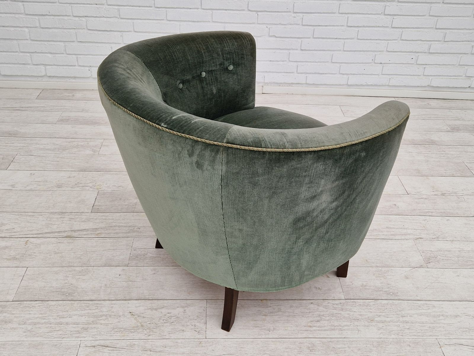 1960s, Danish Design, Curved Loungechair, Original Very Good Condition. photo 890.0