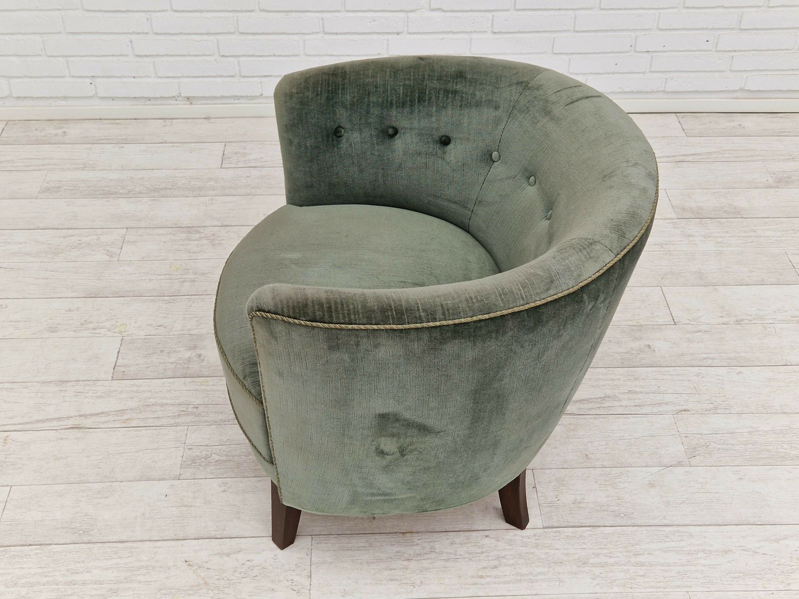 photo furniture 1960s, Danish Design, Curved Loungechair, Original Very Good Condition.