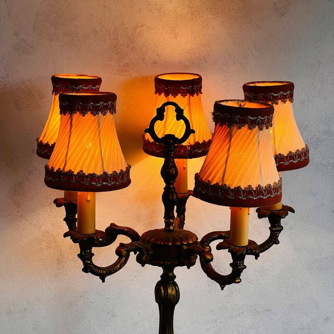 Antique Elegant Floor Lamp Victorian Style Made Of Bronze/Brass With 5 Lights.