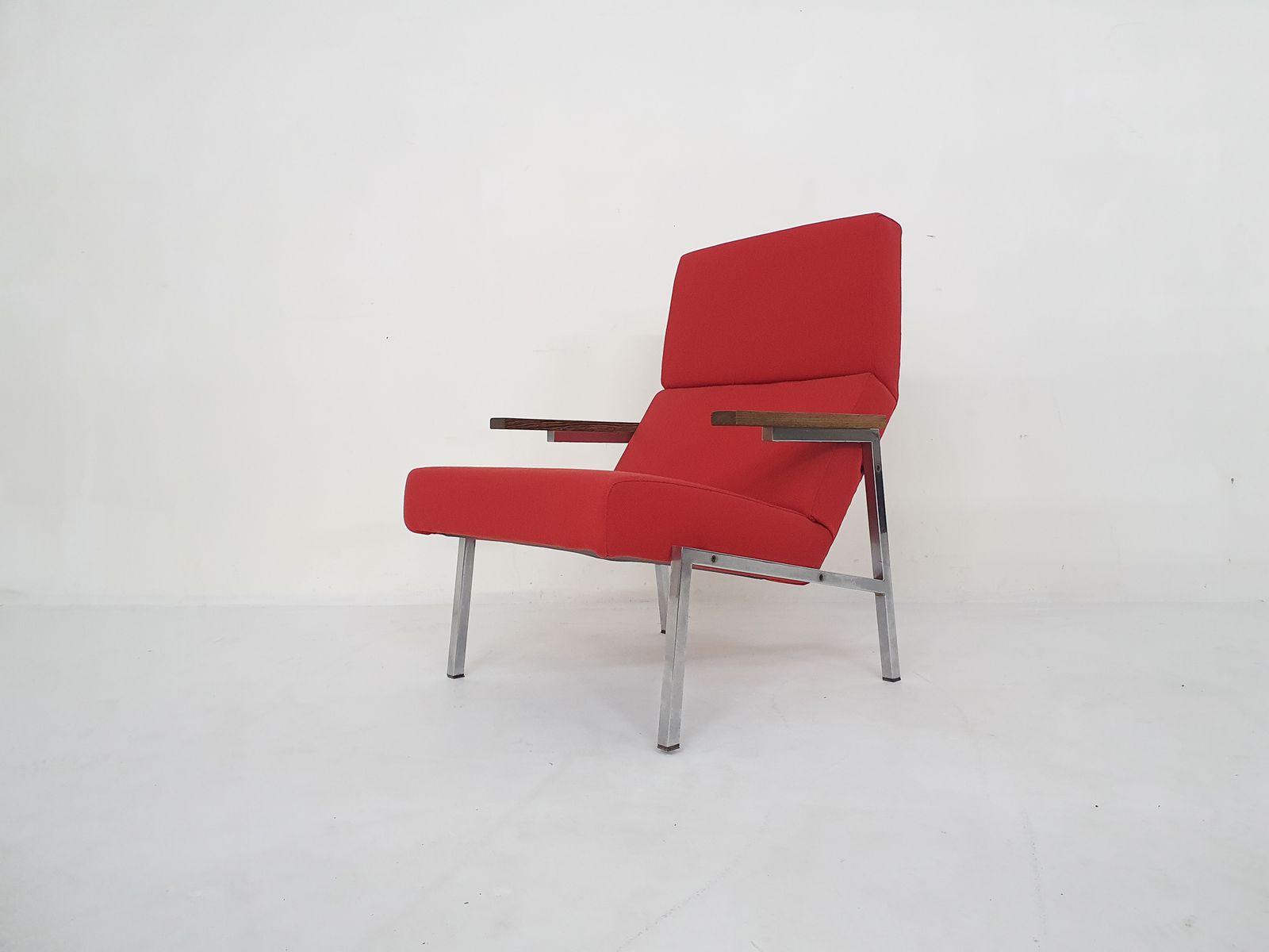 Martin Visser For 'T Spectrum Model Sz67, The Netherlands 1964