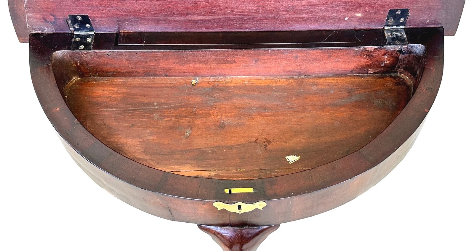 Early Georgian Mahogany Tea Table (England, Circa 1730) photo for sale