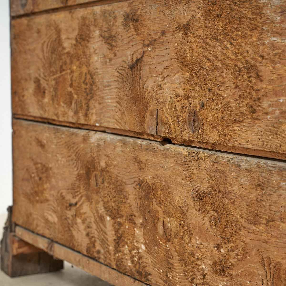 photo vinterior 1600's Cabinet, 1600s, Antique