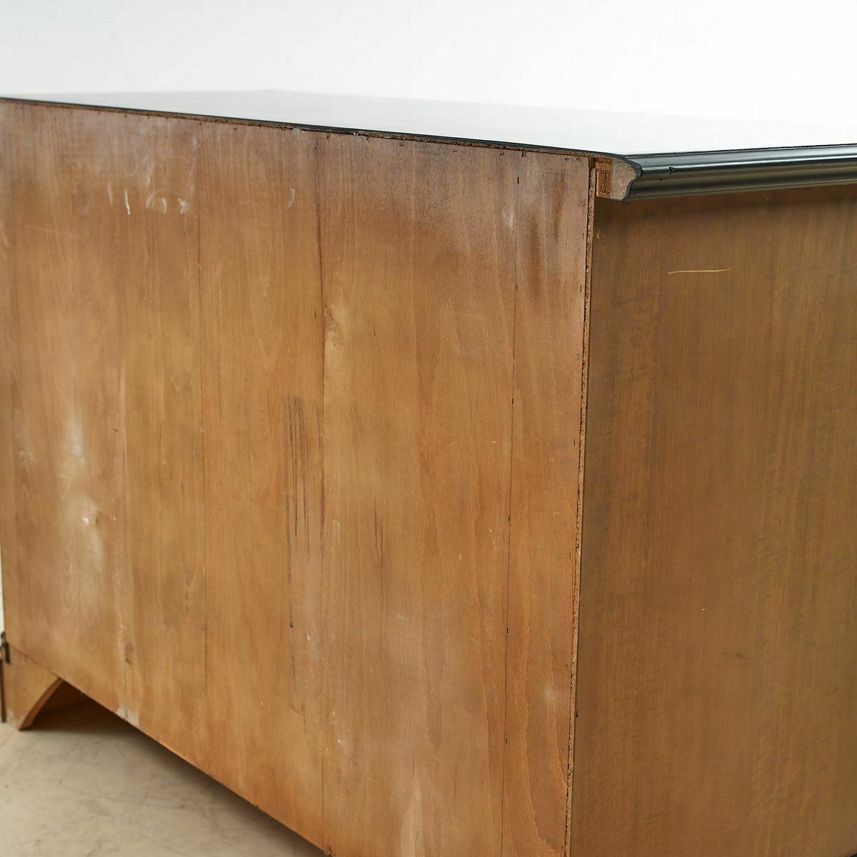 Ladekast Met Vier Lades, Zwarte Details photo buy