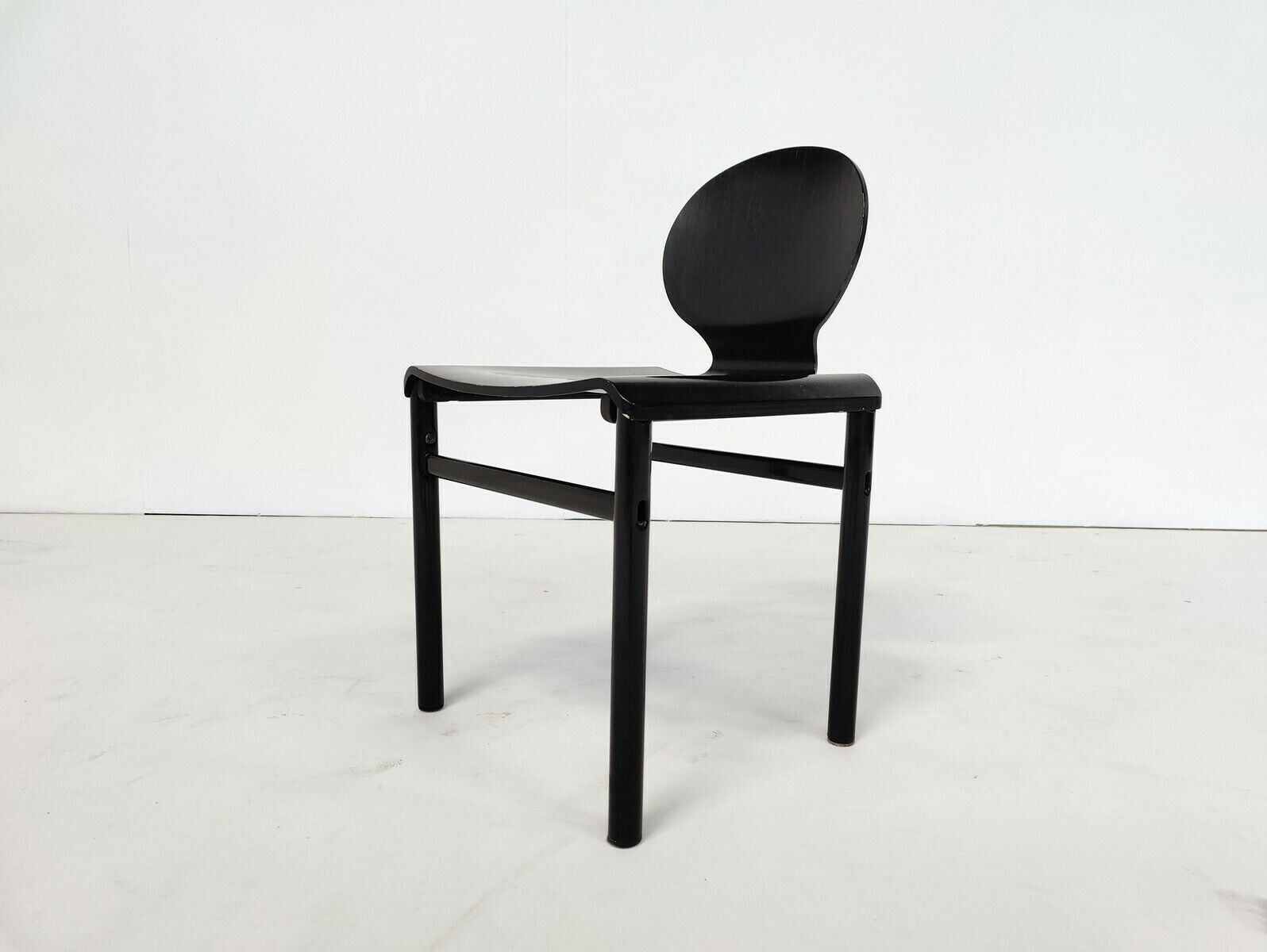 Set Of 4 Dining Chairs By Afra & Tobia Scarpa For Molteni photo 8000.0