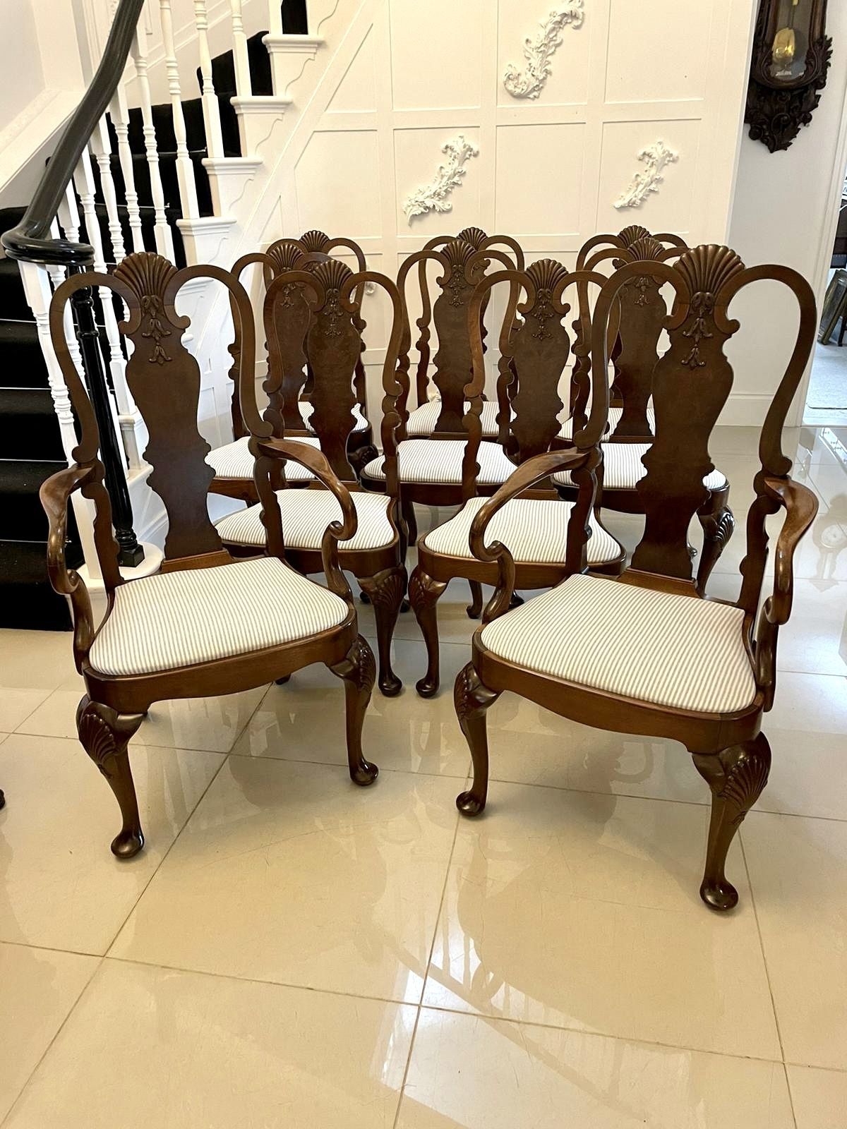 Outstanding Quality Set Of 10 Antique Walnut Dining Chairs