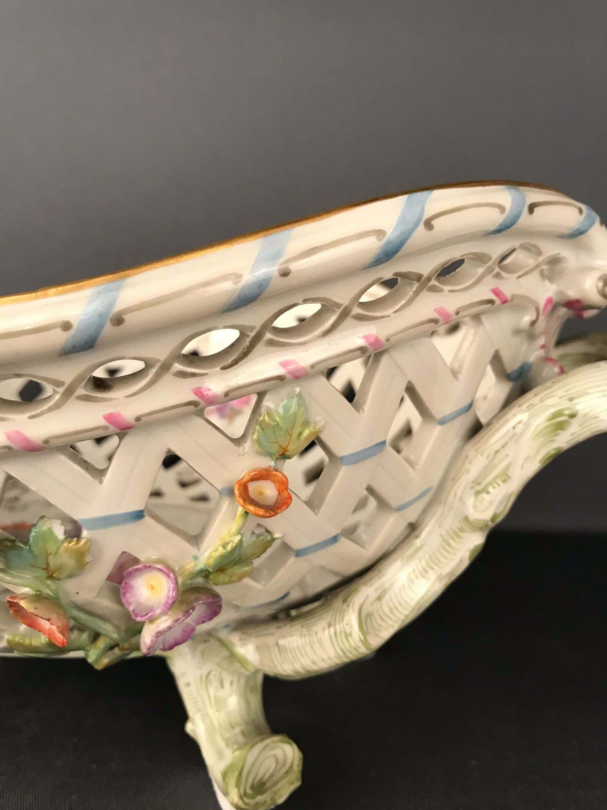 photo vinterior Kpm Berlin Porcelain Fruit Basket Bowl Meissen Hand Painted Flowers