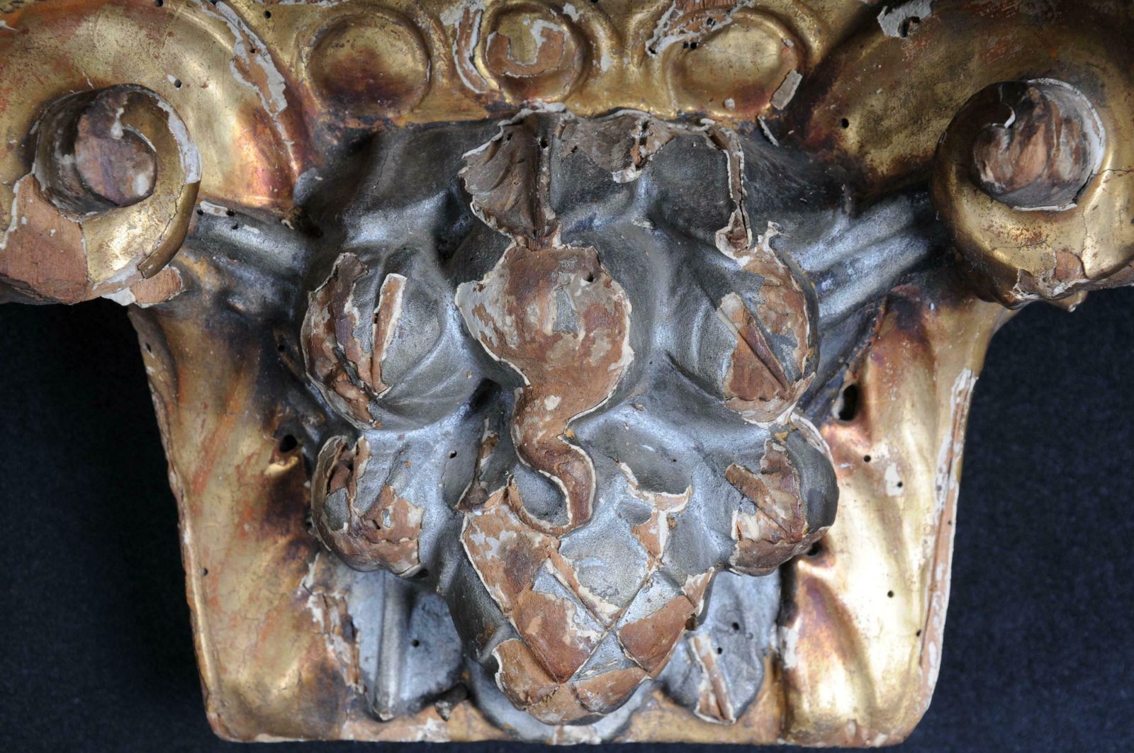 18th Century Museum Corinthian Chapter, Wood Gilded photo 451.0