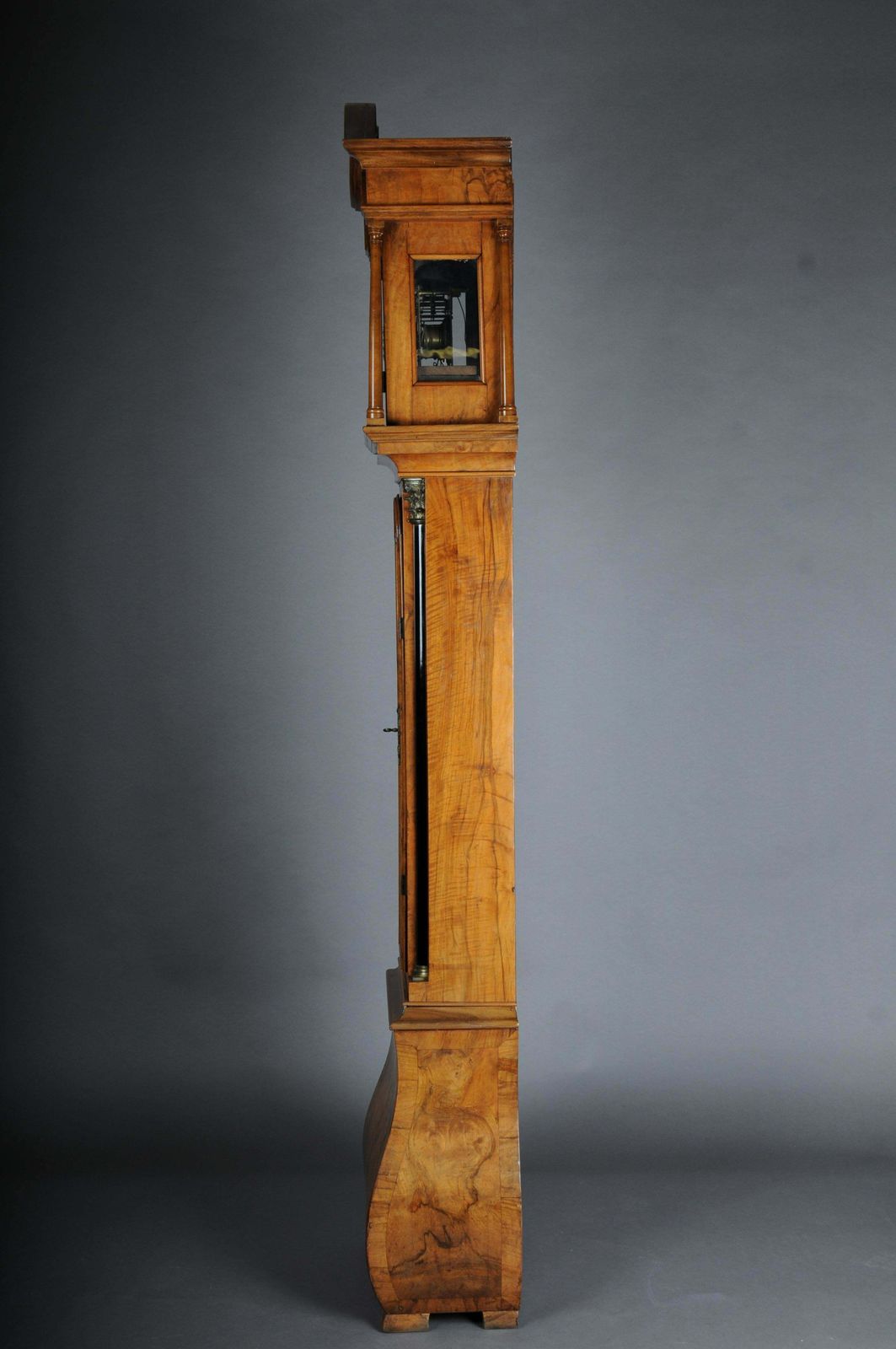 photo vintage Beautiful Antique English Grandfather Clock, Oak, 19th Century
