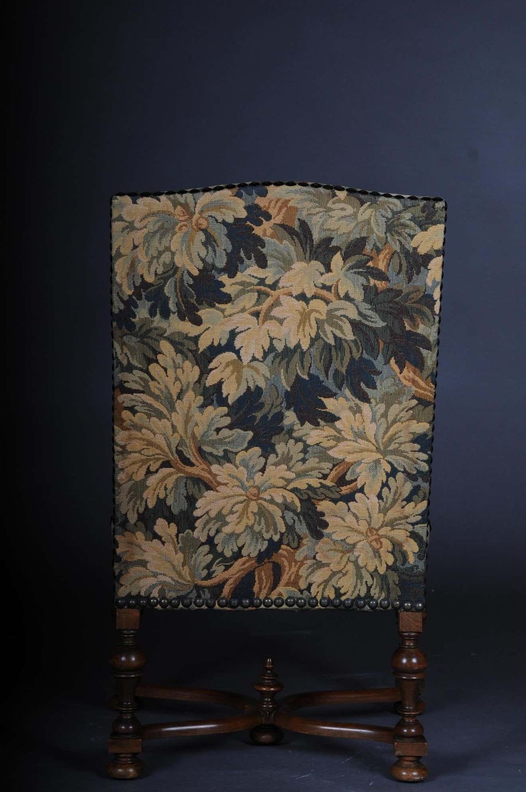 photo vintage Beautiful Neo Renaissance Tapestry Armchair, Circa 1900