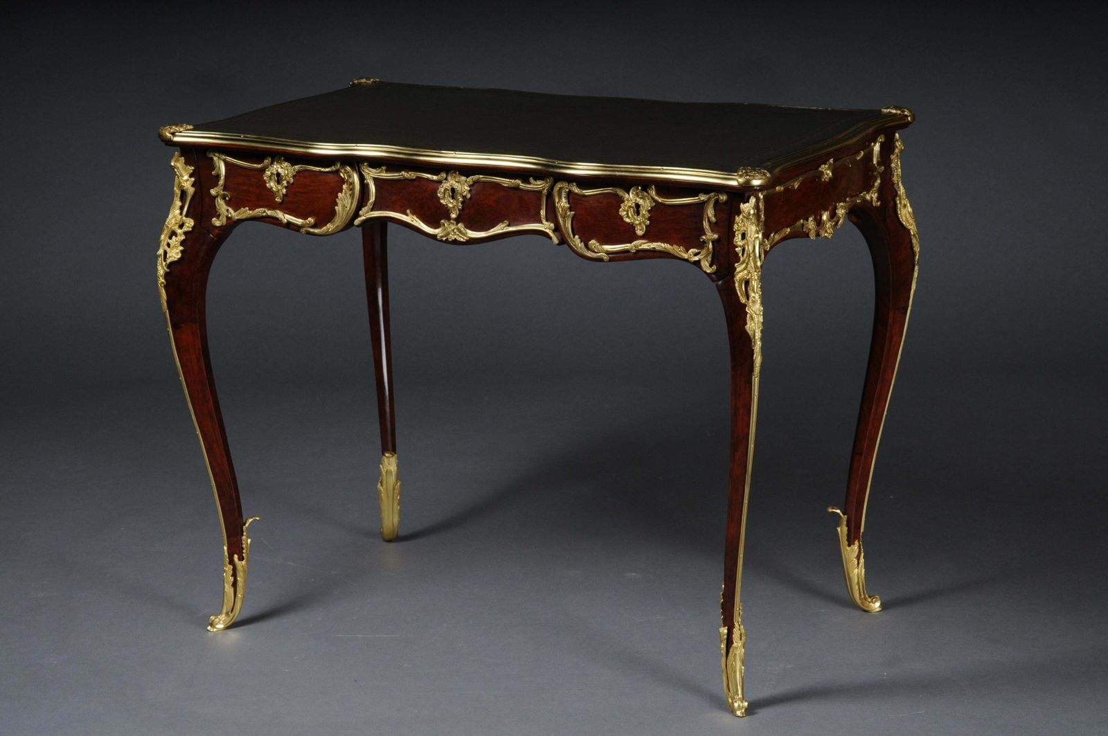 20th Century Elegant Veneered Bureau Plat Or Writing Desk In Louis XV Style photo furniture