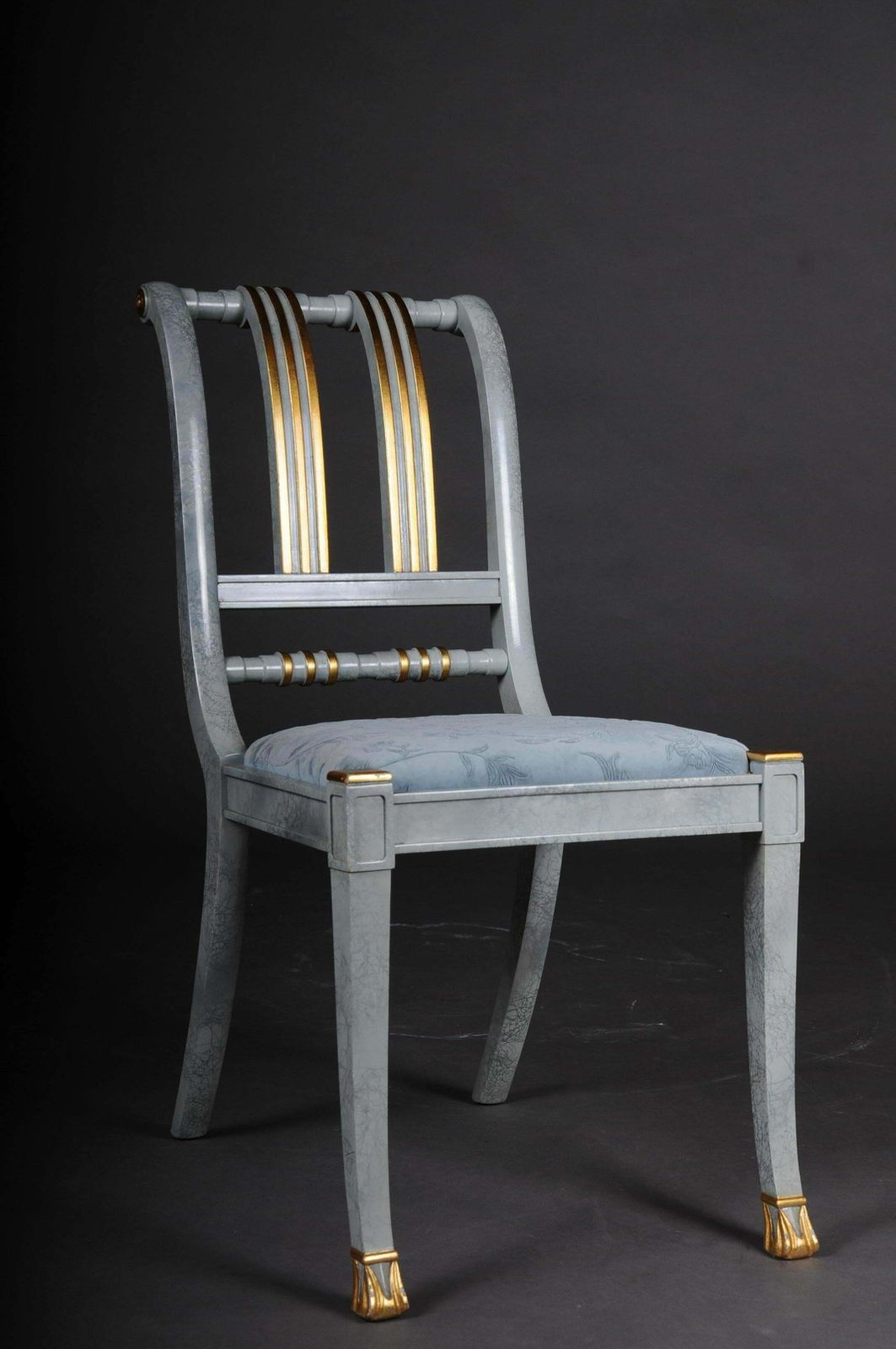 photo furniture 20th Century Set Of 4 Italian Designer Chairs, Wood