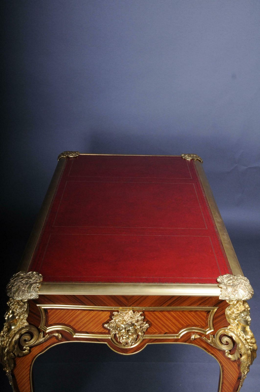 photo vinterior 20th Century Bureau Plat Or Desk By The Model Of Andre Charles Boulle