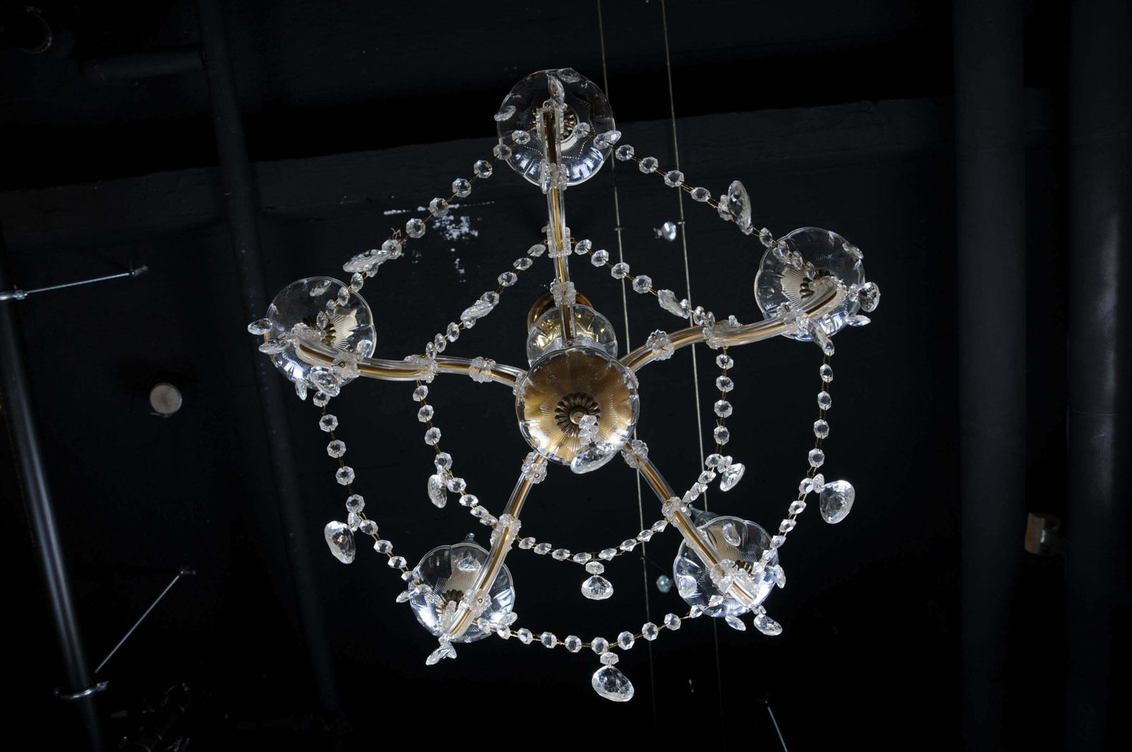 photo buy 20th Century Beautiful Maria Theresia Chandelier Lamp